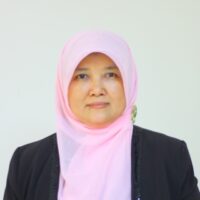 203. Yuni Reti Intarti, S.IP., M.Si – NIP 197406302008122001_cropped (Phone)